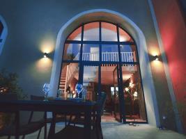 Le Chateau Des Cinq Cantons Otel Carpentras Dış mekan fotoğraf