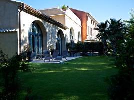 Le Chateau Des Cinq Cantons Otel Carpentras Dış mekan fotoğraf